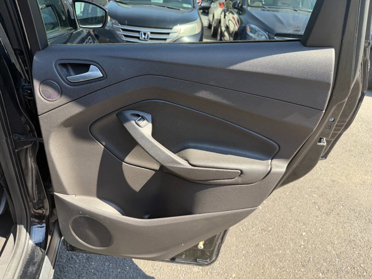 Used 2016 Ford Escape Titanium w/ Equipment Group 301A AWD/4WD image 40