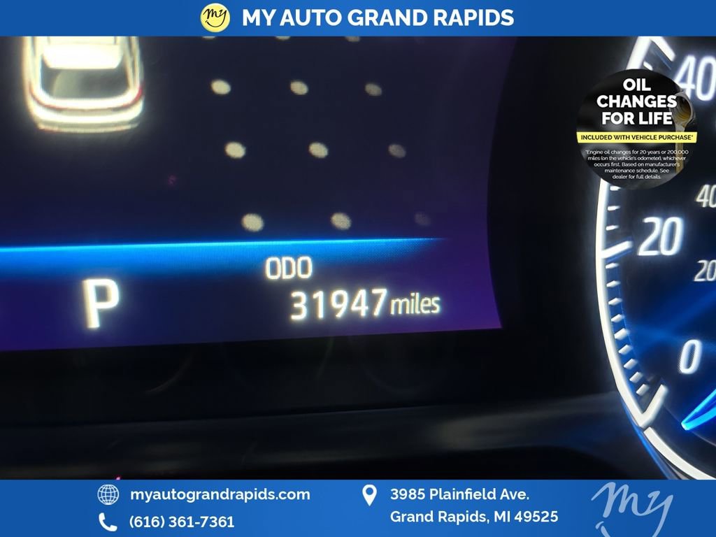 Used 2024 Toyota Venza LE image 18