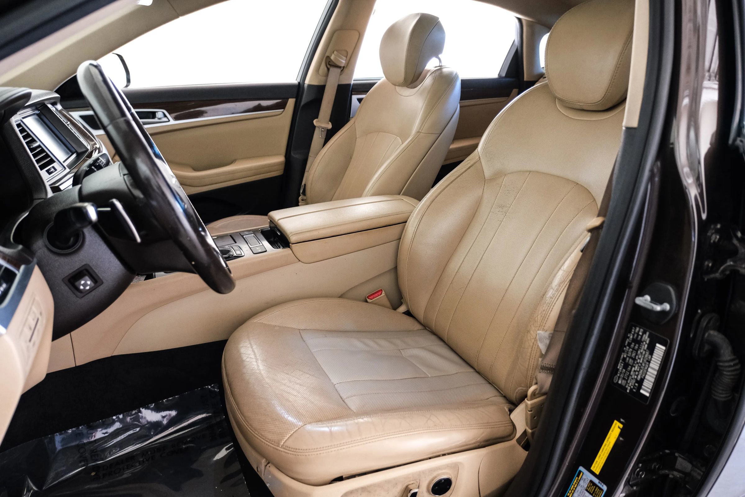 Used 2015 Hyundai Genesis 3.8 w/ Option Group 02 image 31