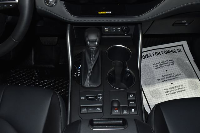 Used 2023 Toyota Highlander XLE image 21