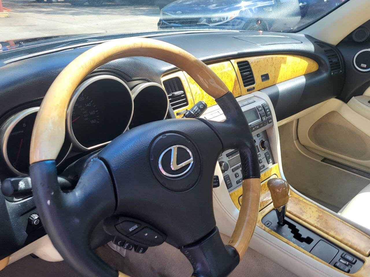 Used 2004 Lexus SC 430 Convertible RWD image 39