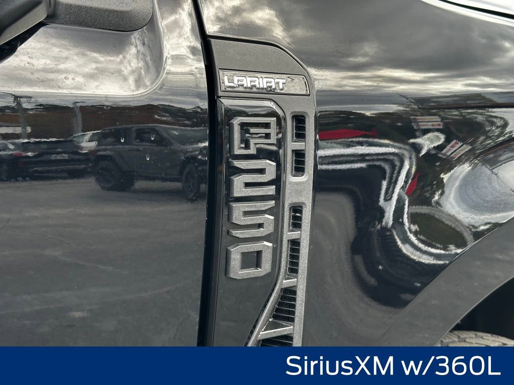 New 2026 Ford F250 Lariat w/ Black Appearance Package image 17