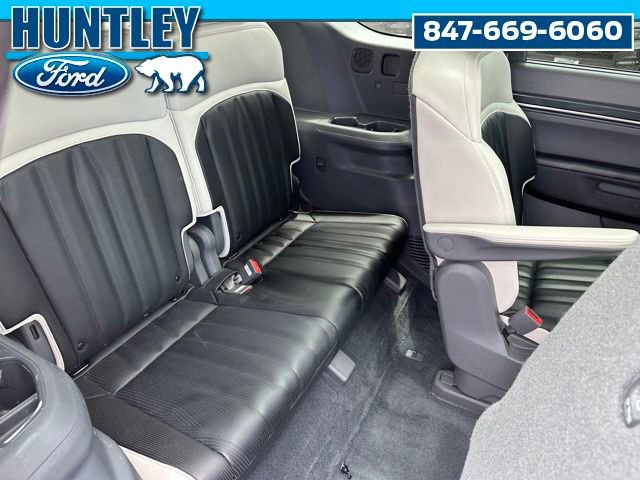Used 2024 Kia EV9 GT-Line AWD/4WD image 11