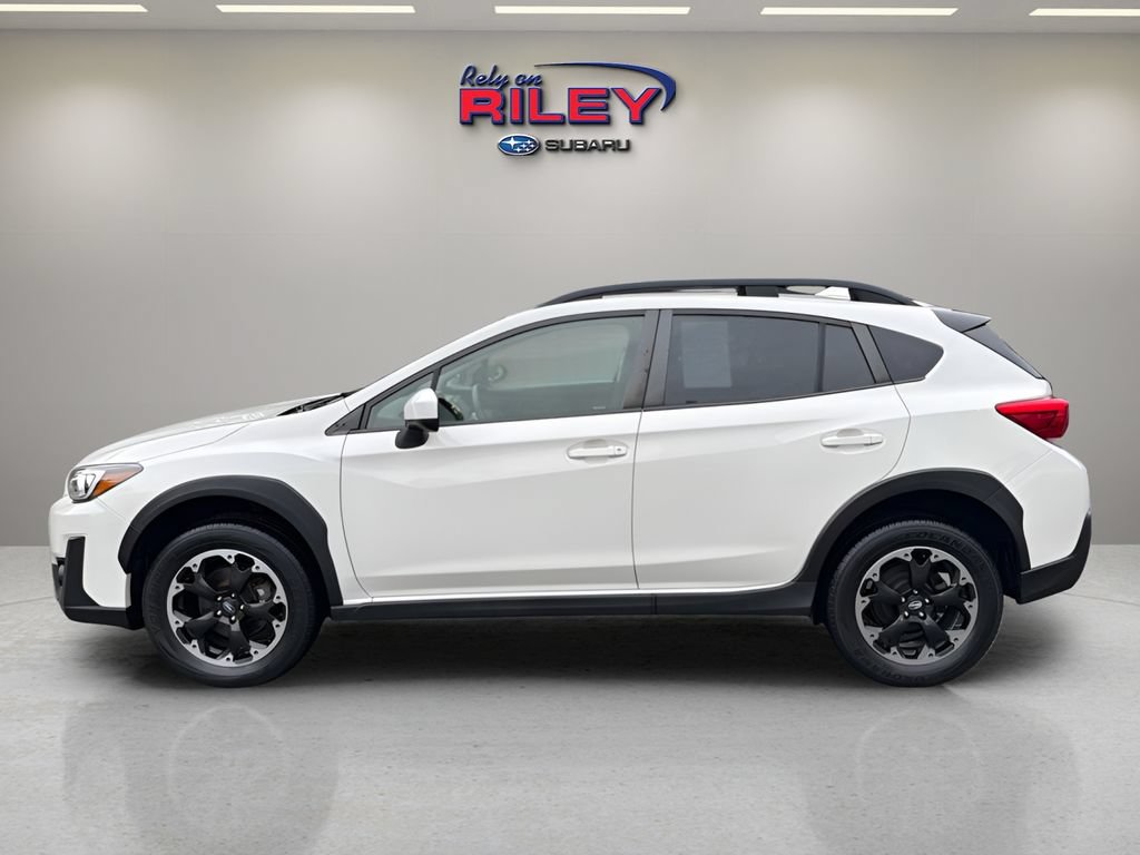 Used 2022 Subaru Crosstrek 2.0i Premium AWD/4WD image 2