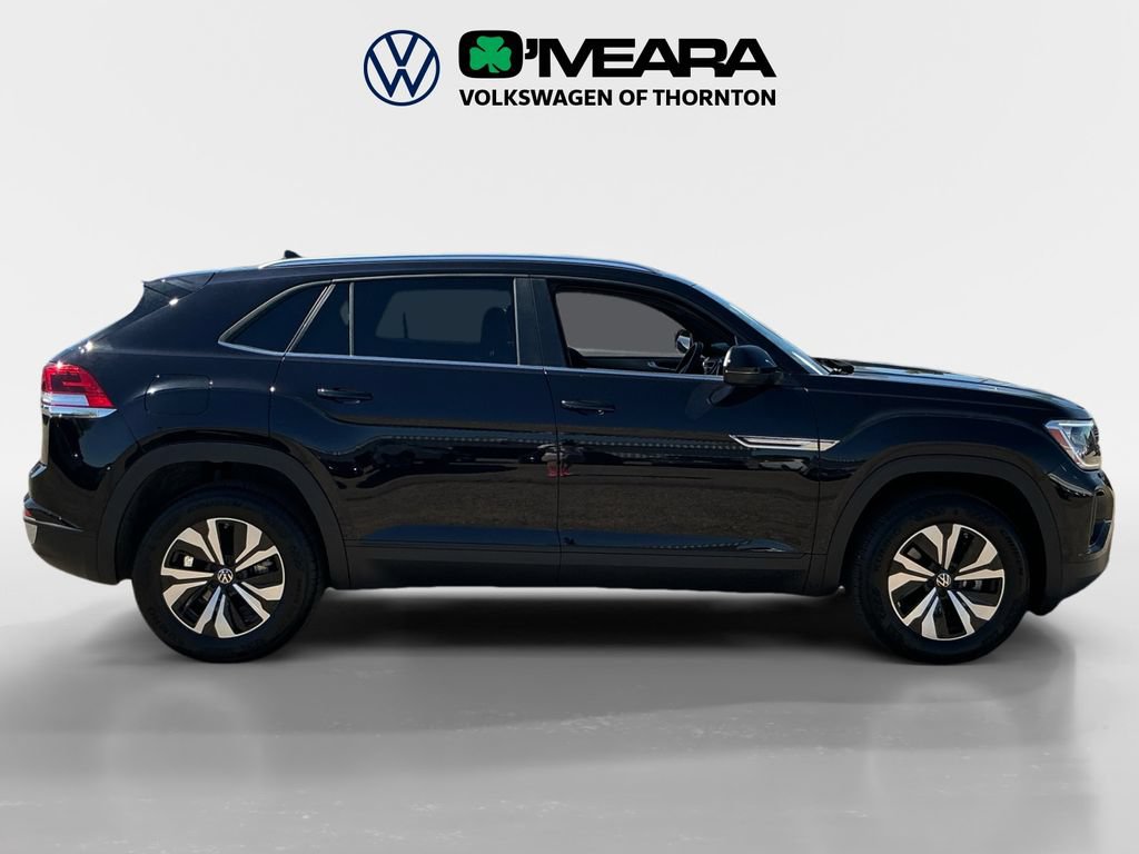 Used 2025 Volkswagen Atlas Cross Sport SE AWD/4WD image 6