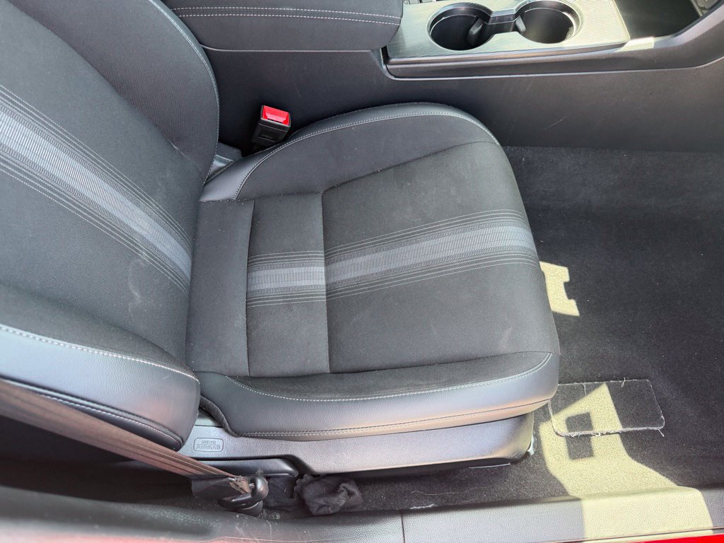 Used 2023 Honda Civic Sport image 16