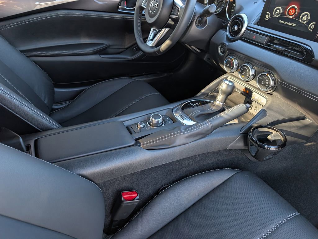 Used 2023 MAZDA MX-5 Miata Grand Touring w/ Weather Package image 17