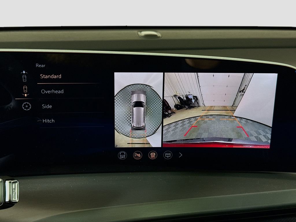 New 2026 Cadillac Vistiq Sport image 14