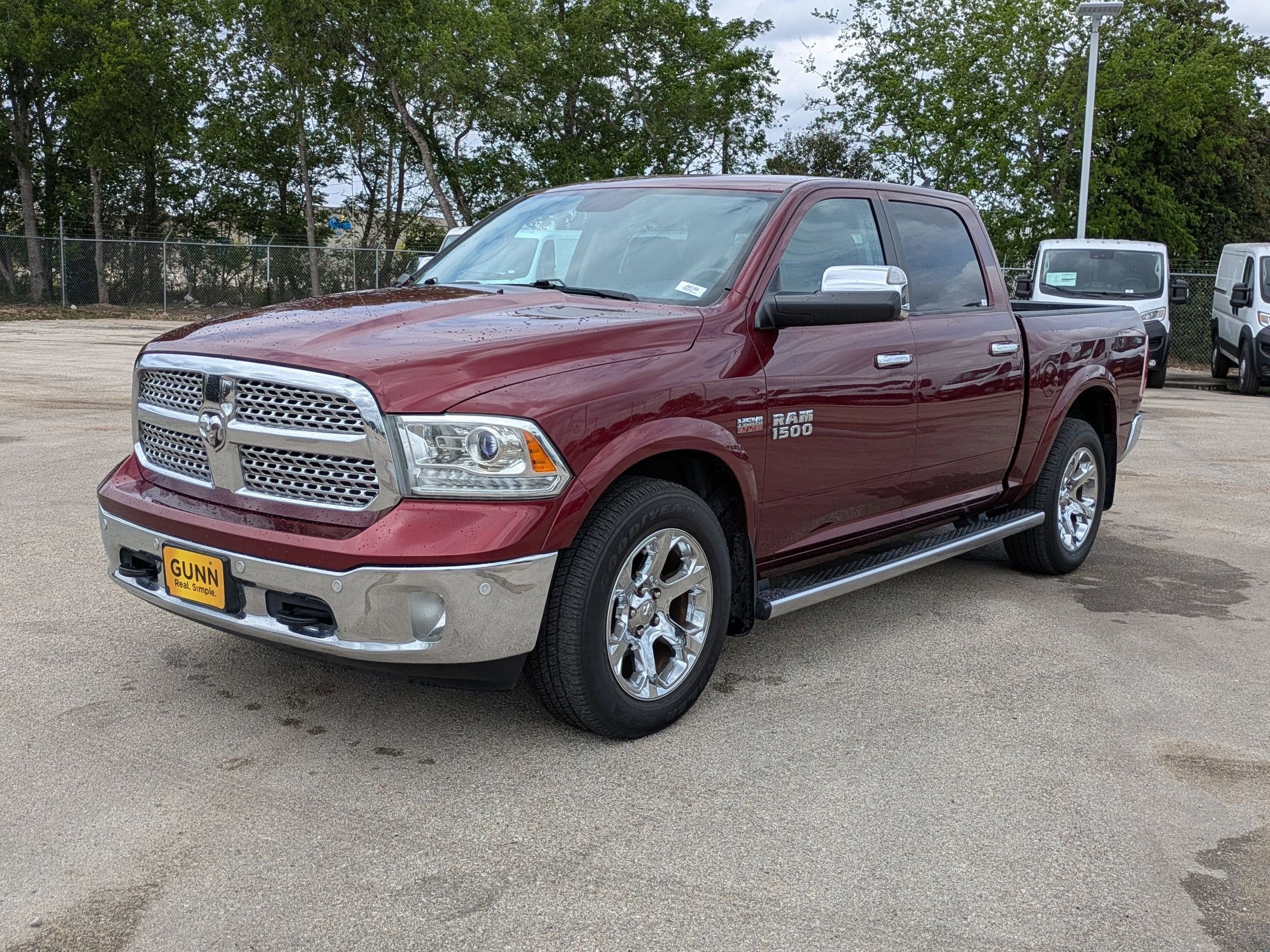 Used 2016 RAM 1500 Laramie w/ Convenience Group image 5