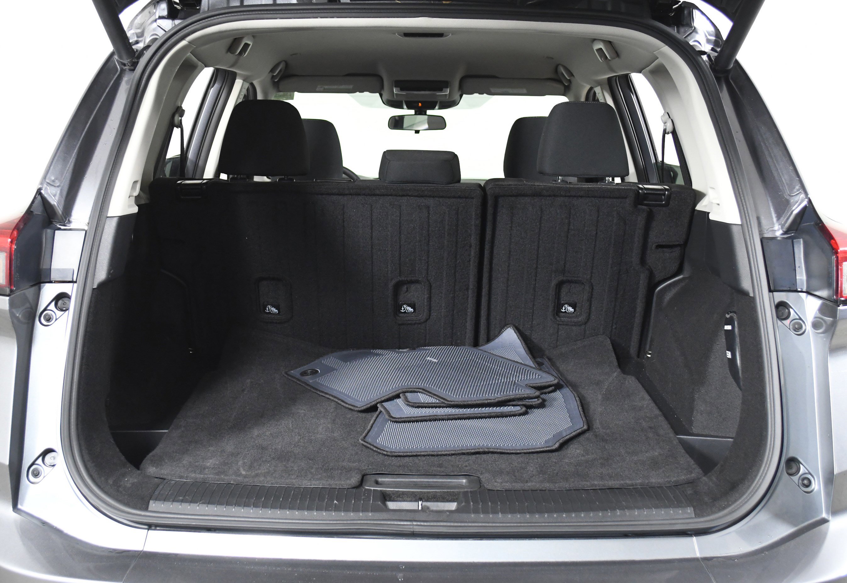 Used 2024 Nissan Rogue SV image 32