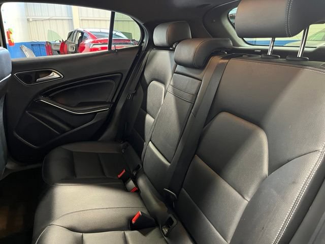 Used 2020 Mercedes-Benz GLA 250 4MATIC w/ Convenience Package image 17