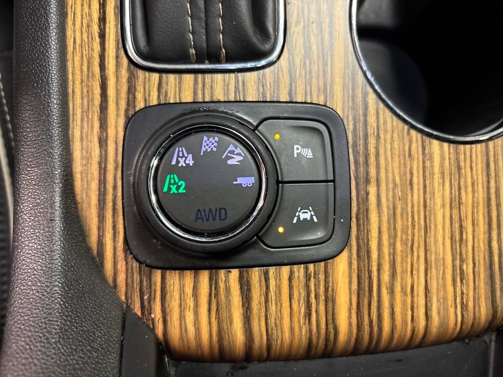 Certified 2019 GMC Acadia Denali image 41