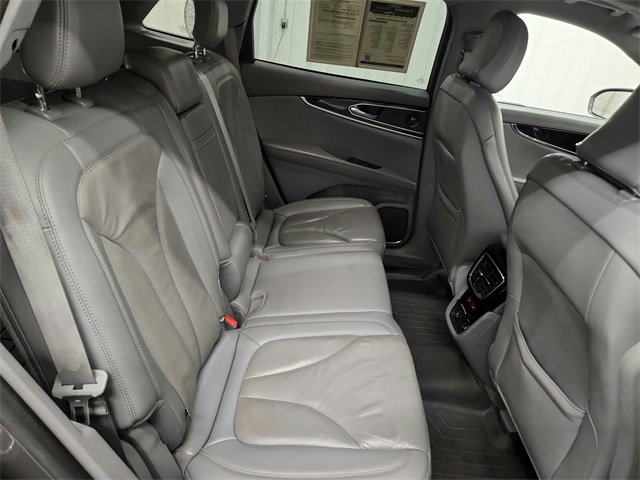 Used 2021 Lincoln Nautilus Reserve image 39