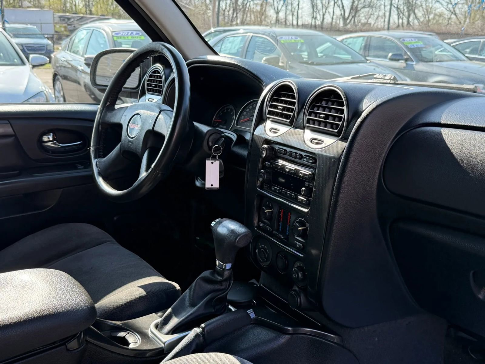 Used 2006 GMC Envoy XL SLE image 46