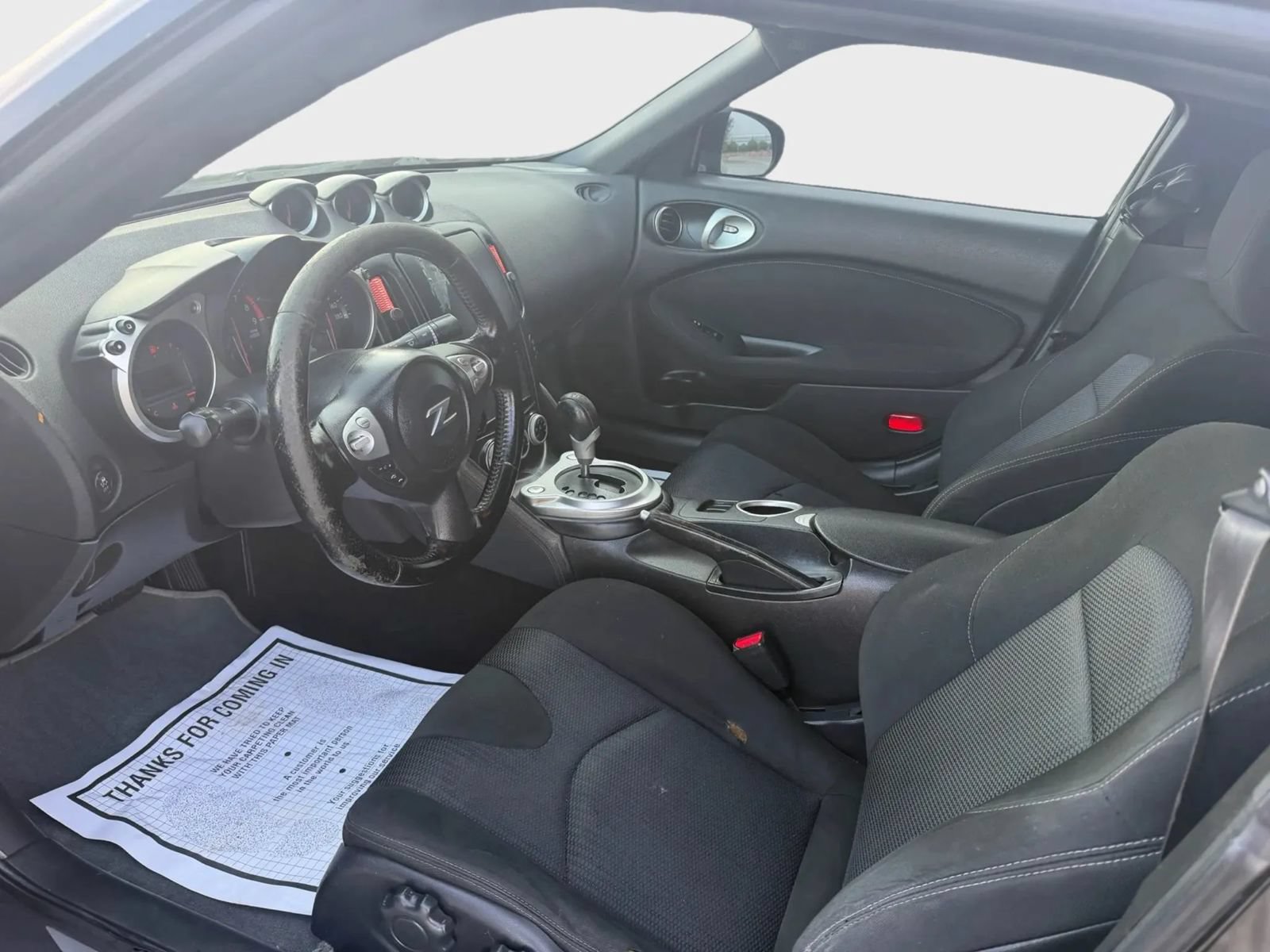 Used 2015 Nissan 370Z Coupe RWD image 13