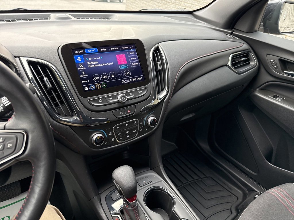 Used 2022 Chevrolet Equinox RS w/ Infotainment Package image 27