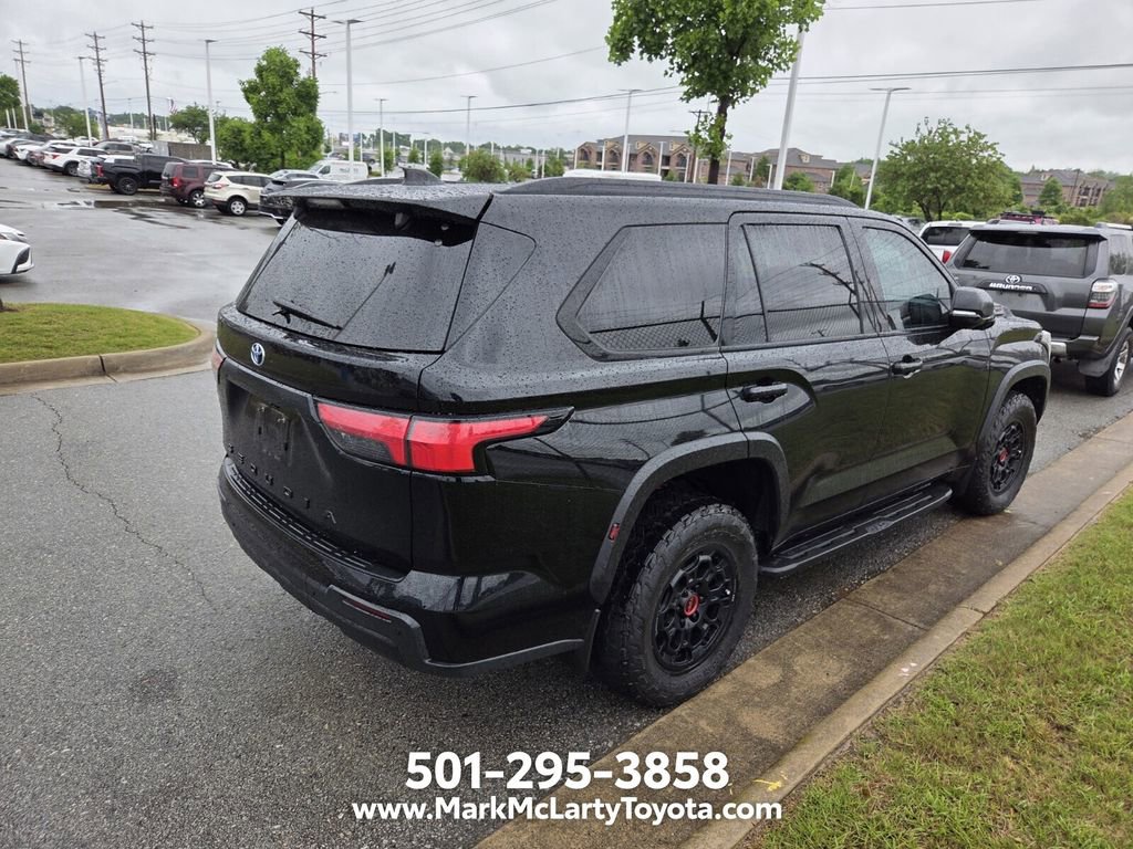 Used 2023 Toyota Sequoia TRD Pro AWD/4WD image 10
