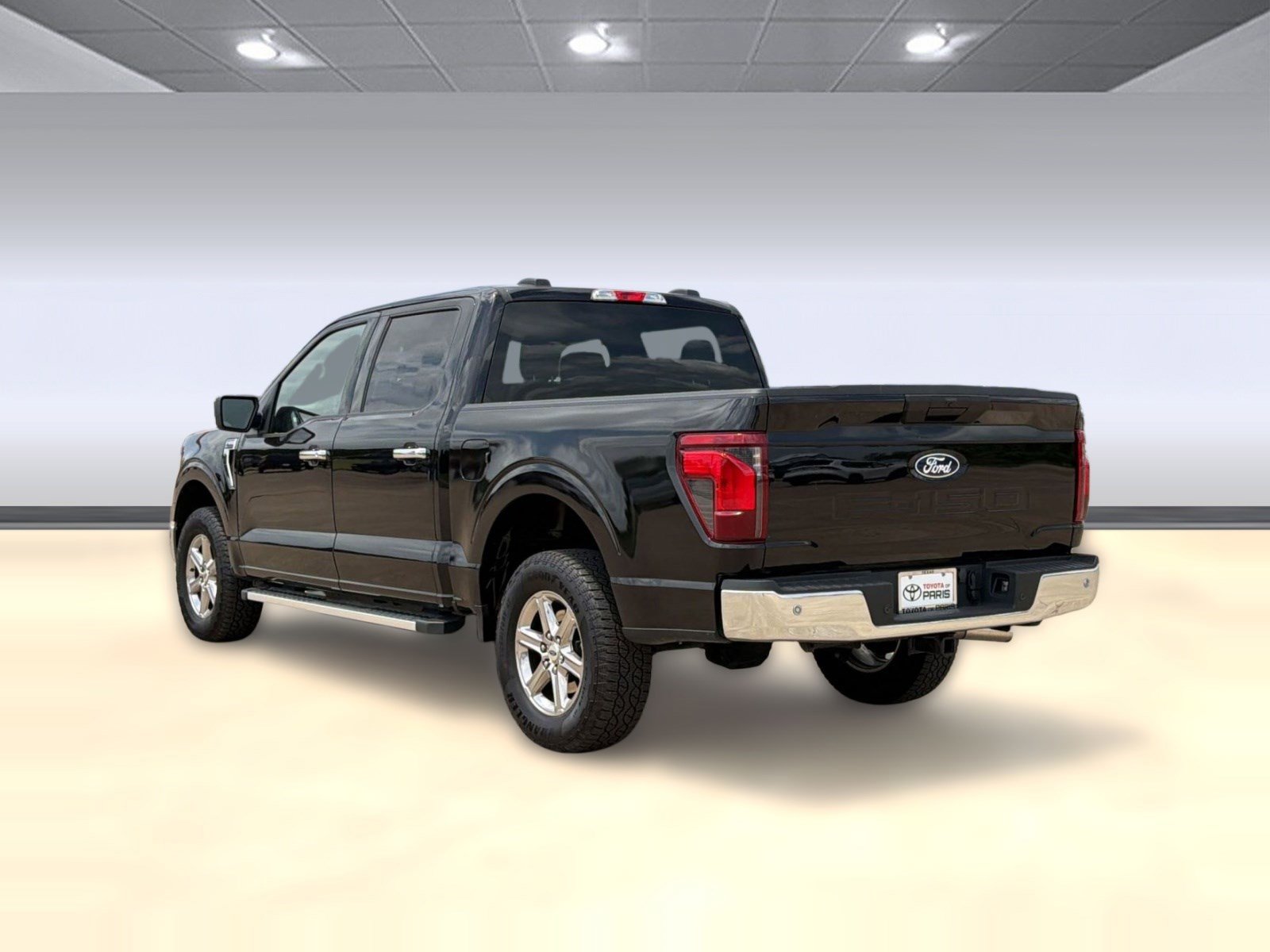 Used 2025 Ford F150 XLT w/ Equipment Group 301A Standard AWD/4WD image 3