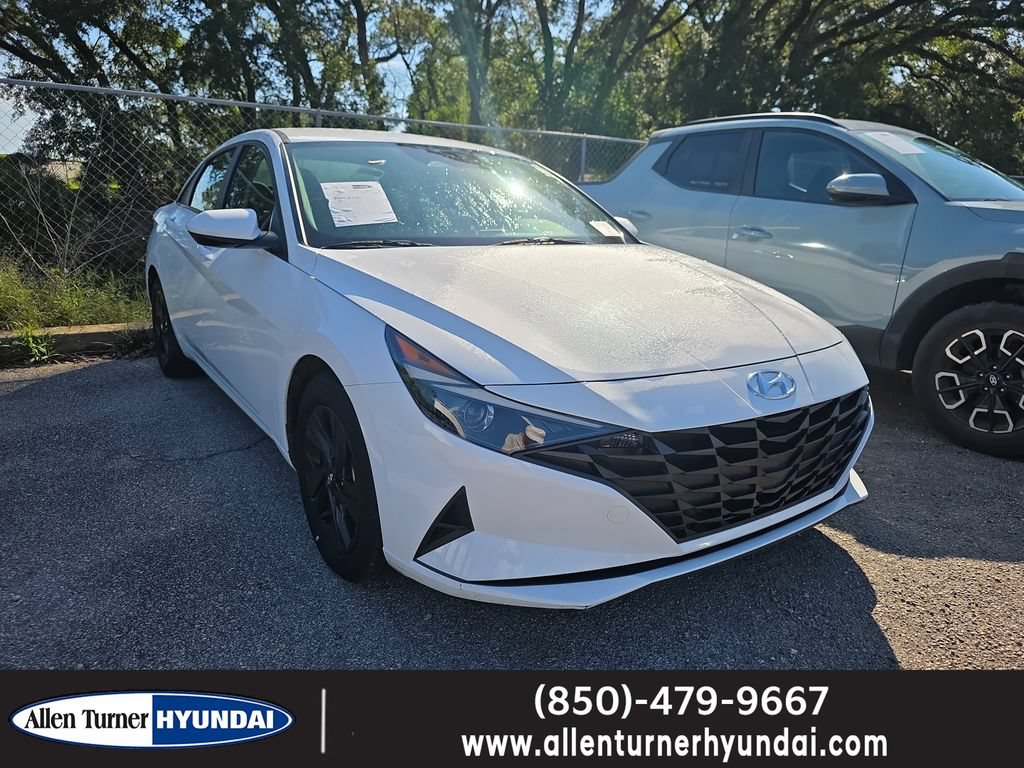 Used 2022 Hyundai Elantra Blue