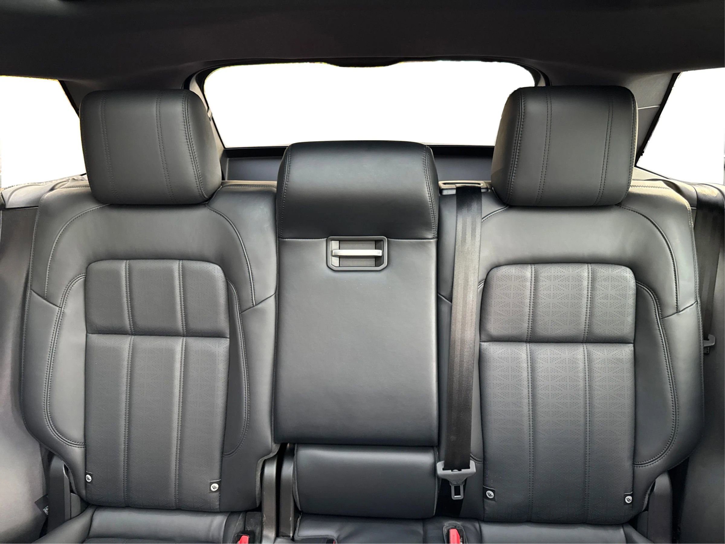 Used 2019 Land Rover Range Rover Sport HSE Dynamic image 17