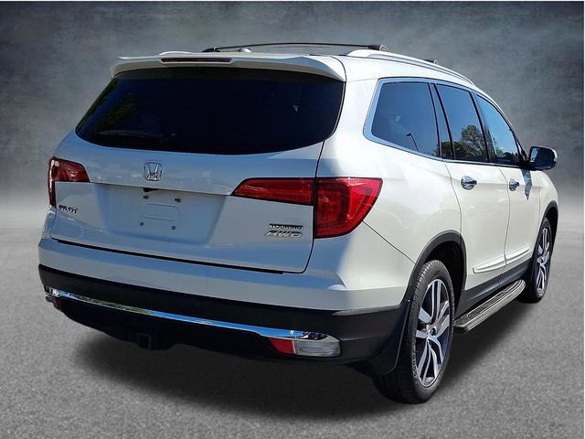 Used 2017 Honda Pilot Touring image 6