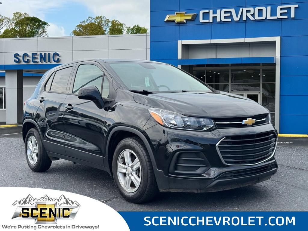 Used 2022 Chevrolet Trax LS w/ Tint and Cruise Package