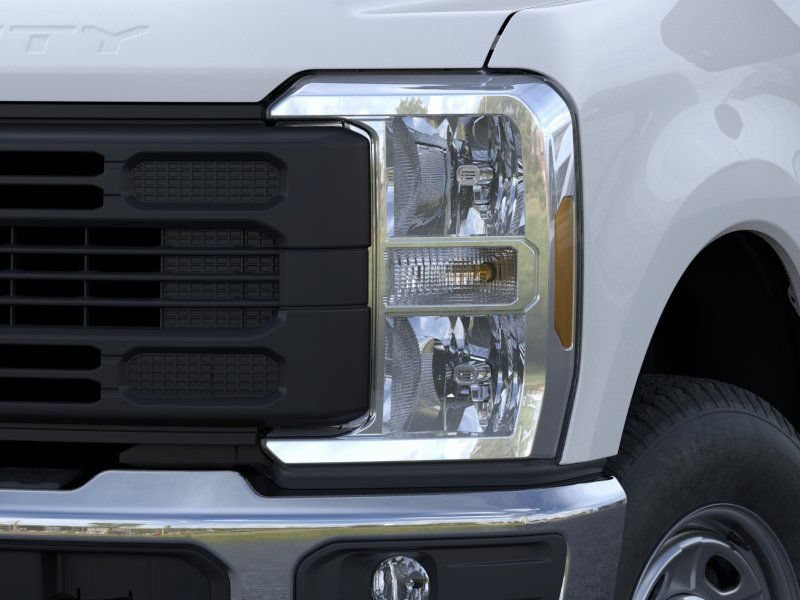 New 2026 Ford F250 XL AWD/4WD image 18