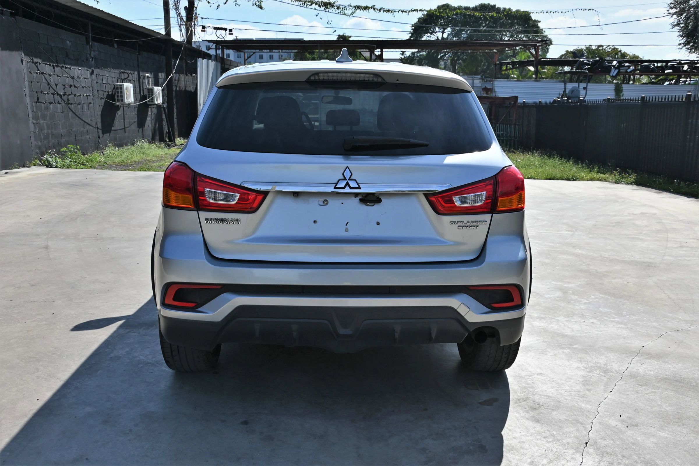 Used 2018 Mitsubishi Outlander Sport ES image 5