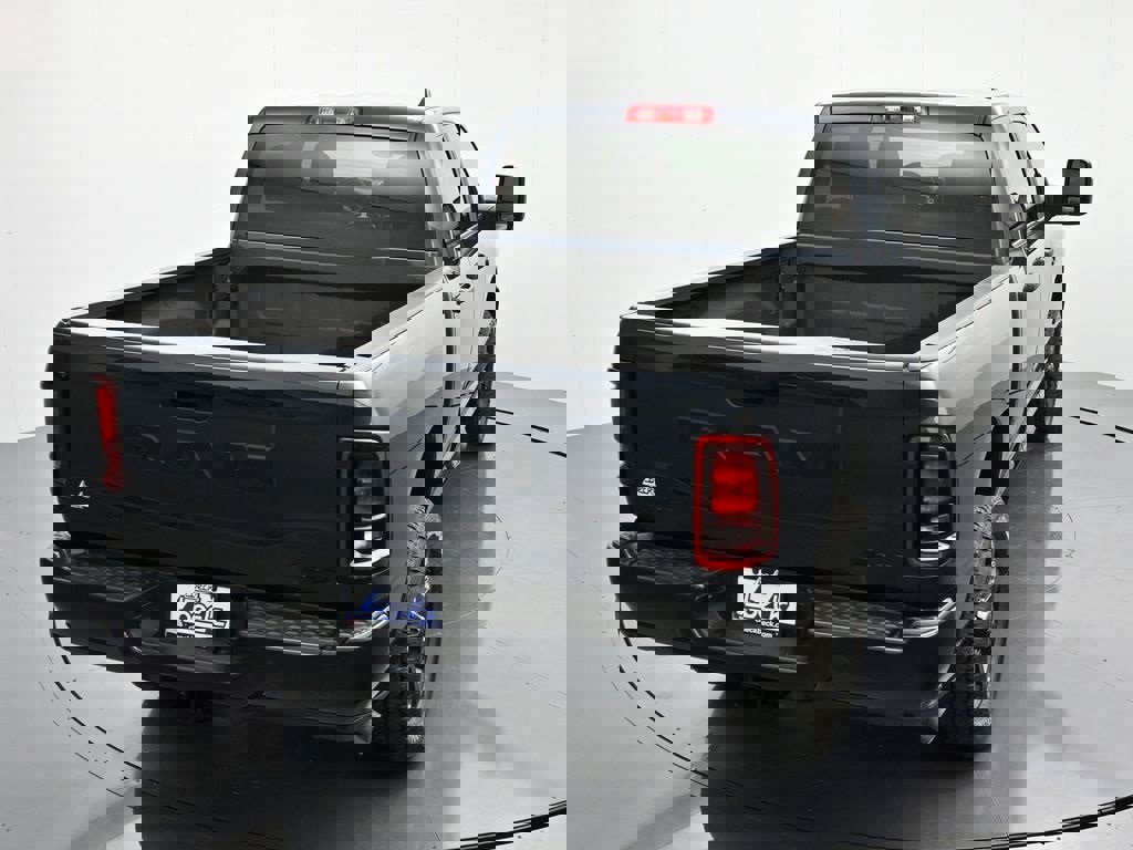 New 2025 RAM 2500 Big Horn image 32