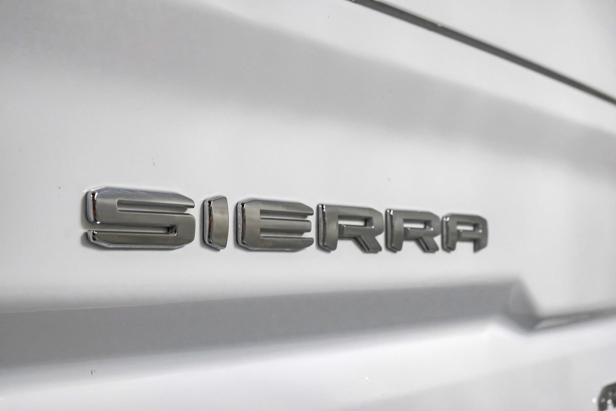 Used 2024 GMC Sierra 1500 AT4 w/ AT4 Premium Package AWD/4WD image 43