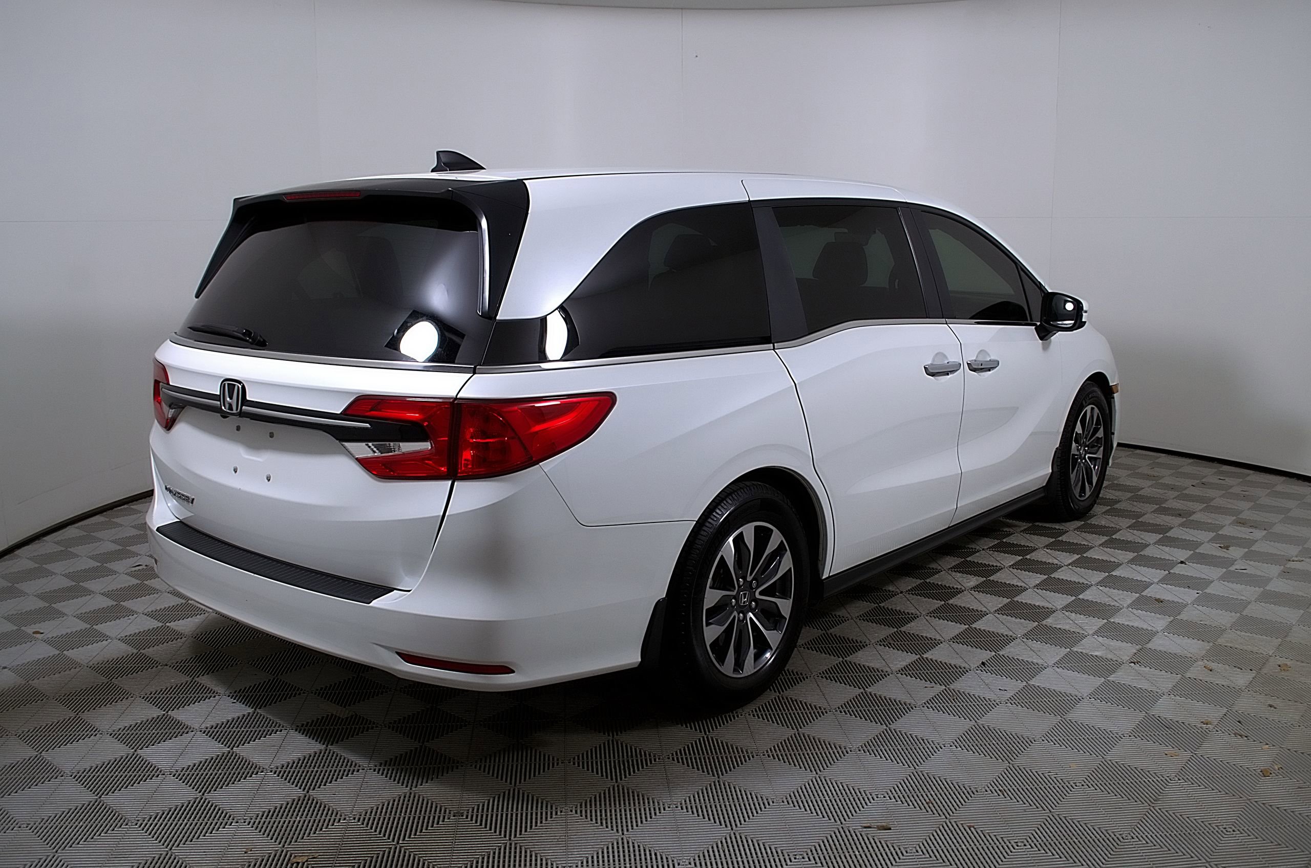 Used 2022 Honda Odyssey EX-L image 7