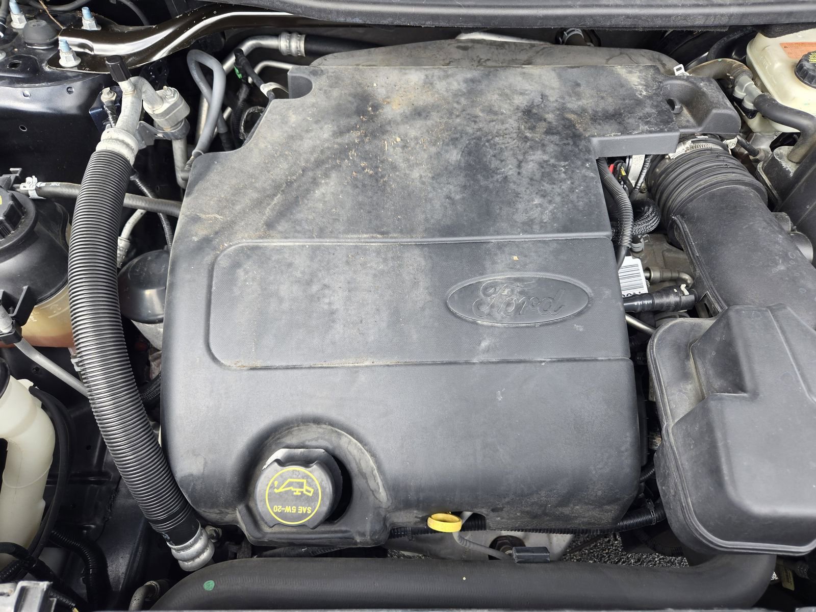 Used 2017 Ford Explorer XLT image 29