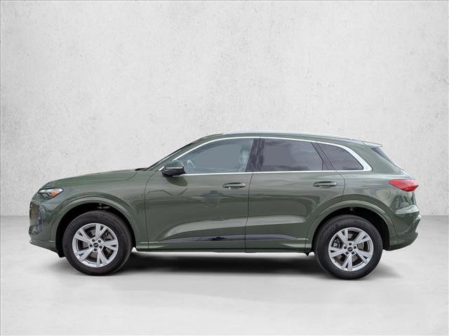 Certified 2025 Audi Q5 Premium w/ Convenience Package image 9