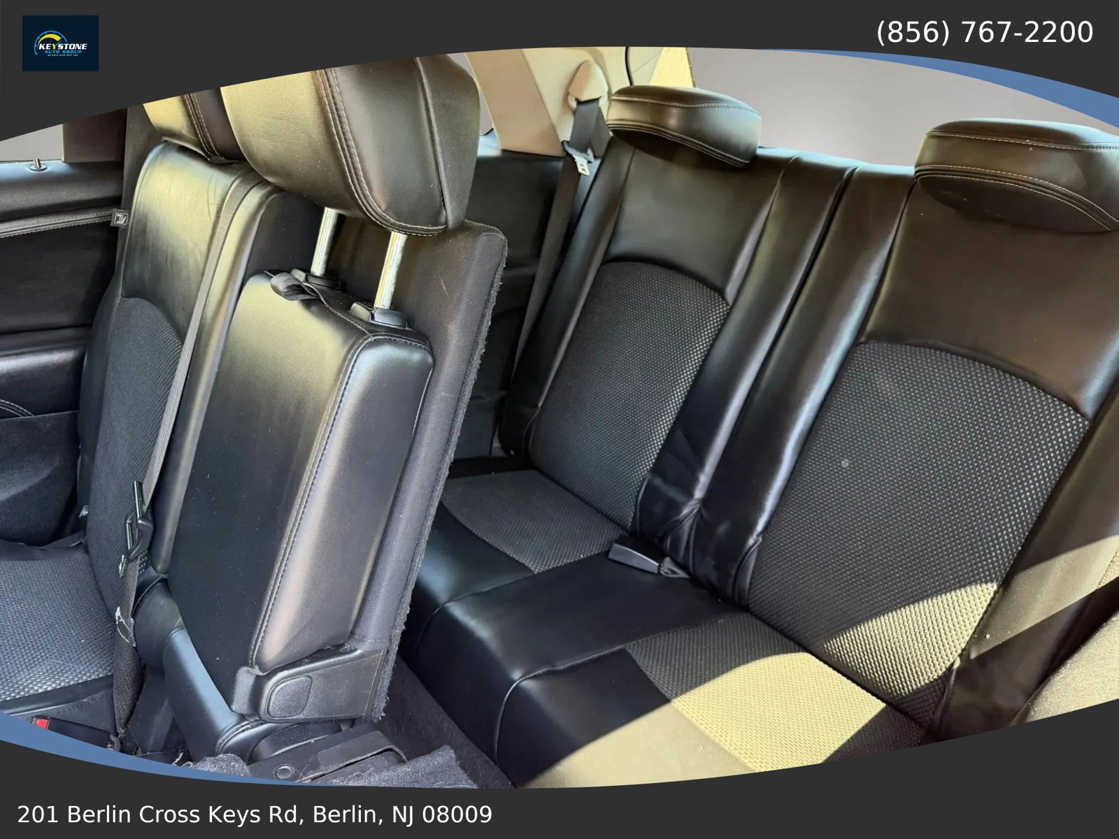 Used 2018 Dodge Journey Crossroad w/ Nav & Sun Group FWD image 12