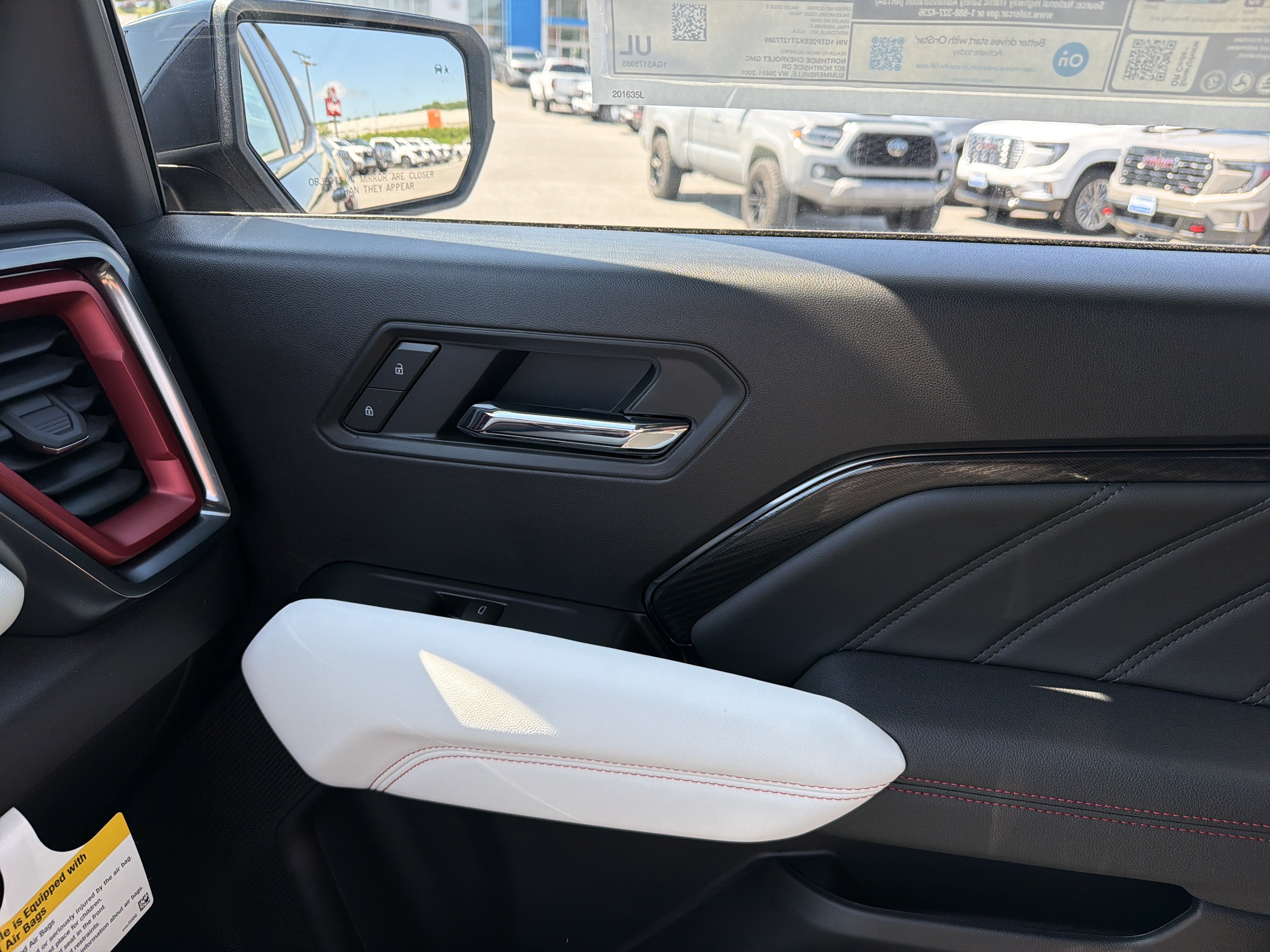 New 2026 GMC Canyon AT4X AWD/4WD image 25