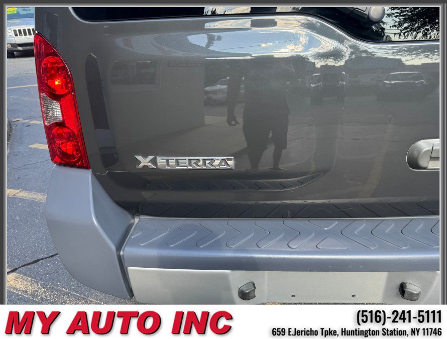 Used 2013 Nissan Xterra S AWD/4WD image 32