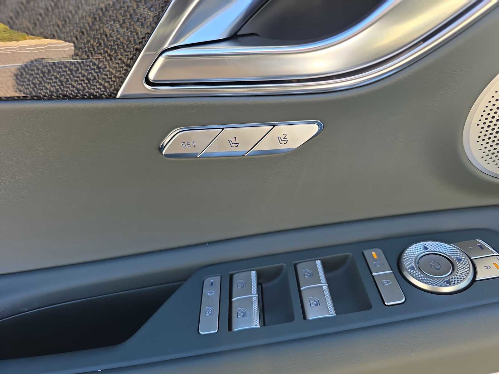 New 2026 Genesis GV80 3.5T e-SC image 16