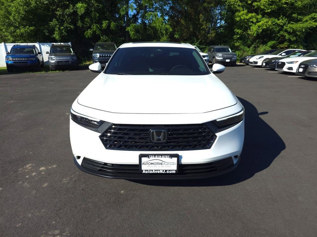 Used 2024 Honda Accord EX image 2