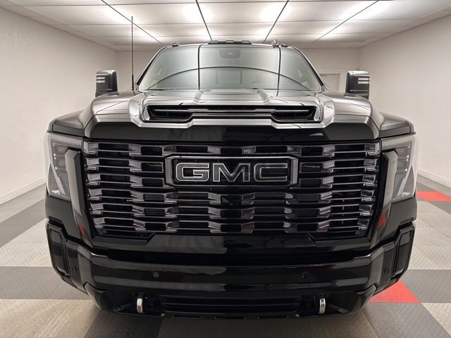 New 2026 GMC Sierra 2500 Denali Ultimate w/ Max Trailering Package image 2
