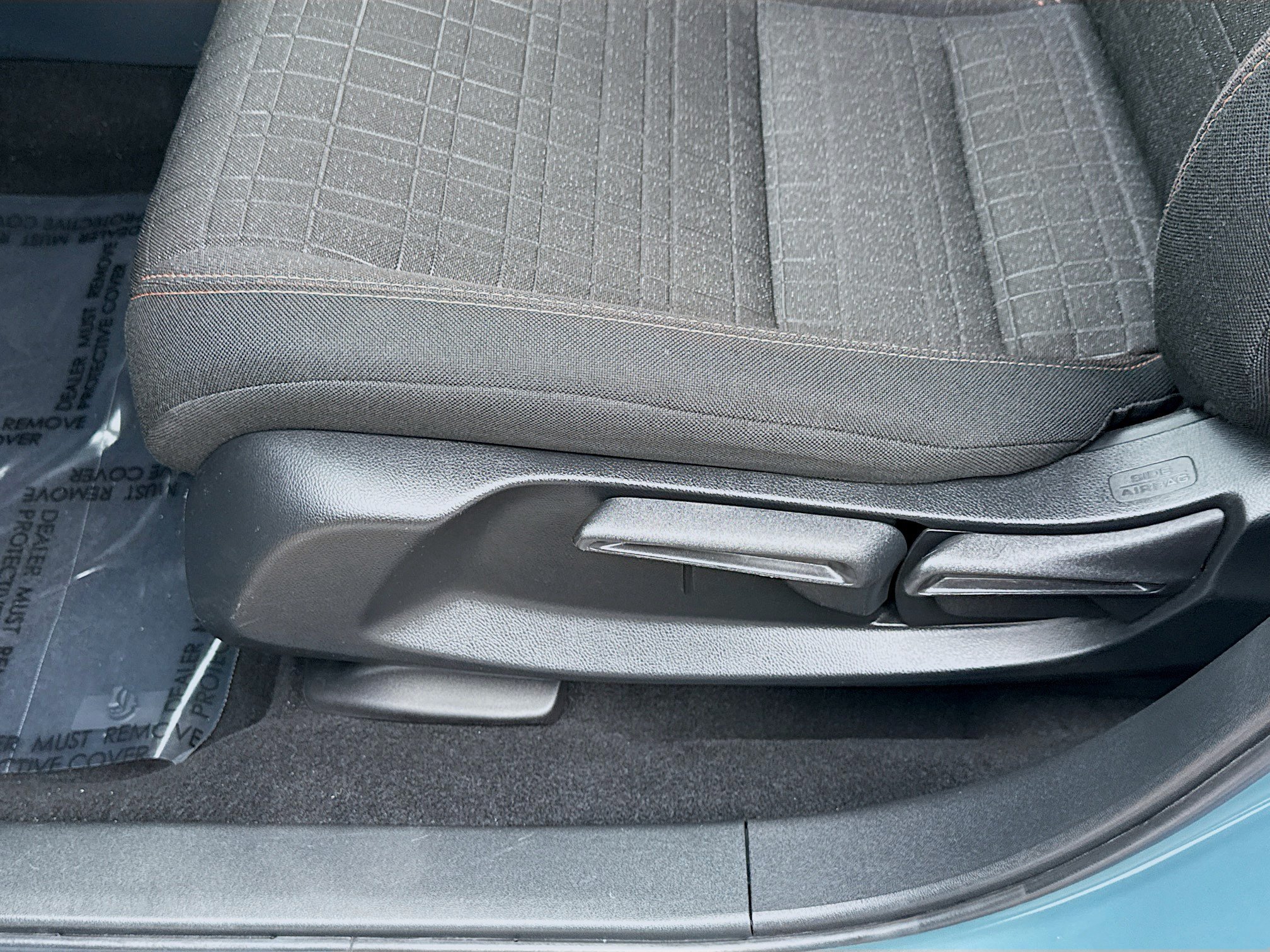 Certified 2025 Honda HR-V Sport image 17
