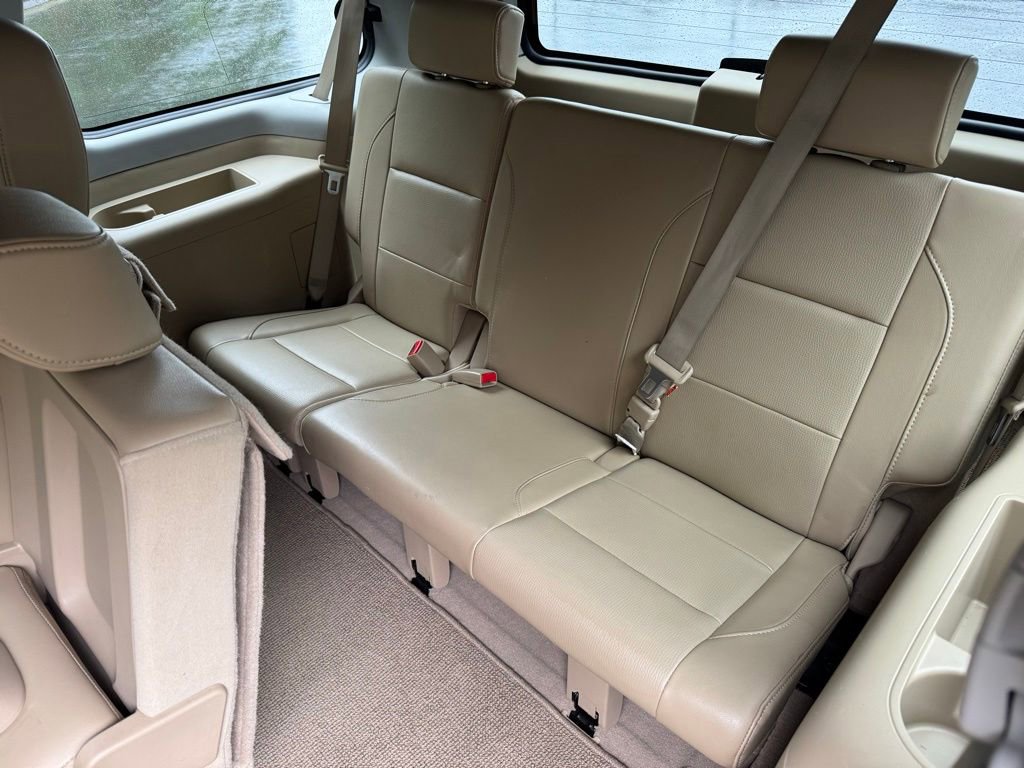 Used 2014 Nissan Armada SL w/ Moonroof Package RWD image 12
