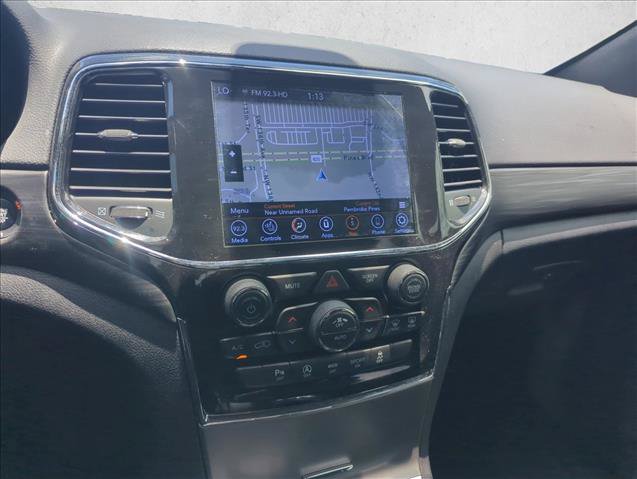 Used 2021 Jeep Grand Cherokee Laredo X AWD/4WD image 9