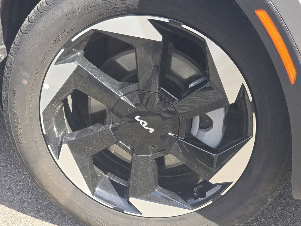 Used 2025 Kia Sorento EX w/ EX Panoramic Sunroof Package image 11