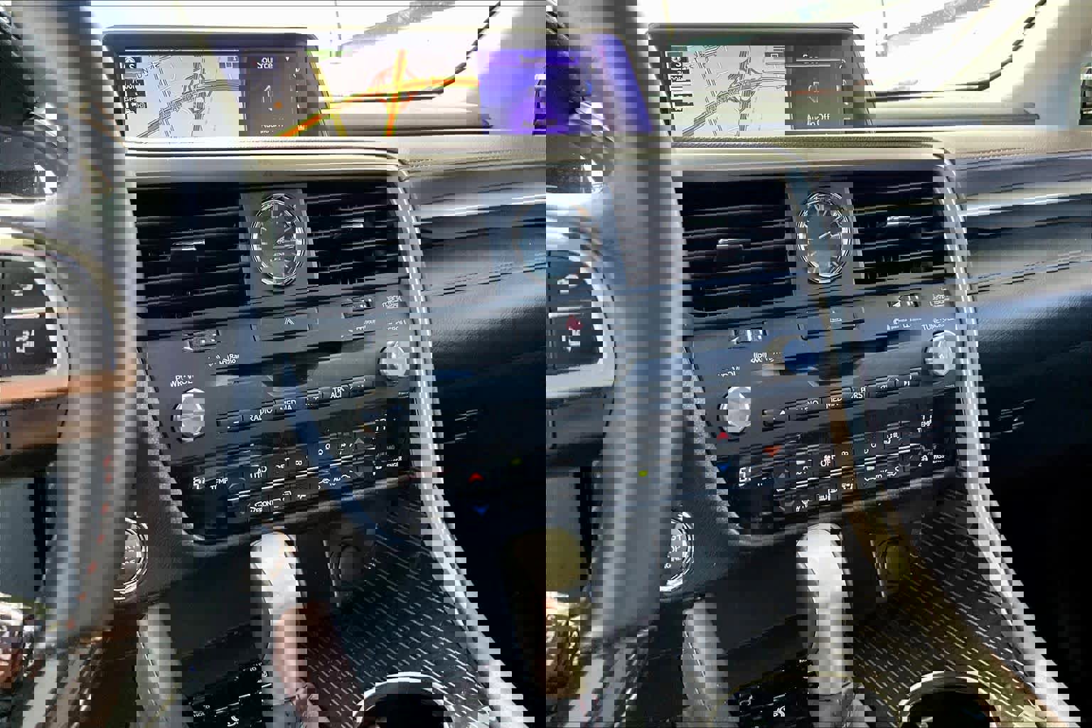 Used 2016 Lexus RX 350 FWD w/ Luxury Package image 32