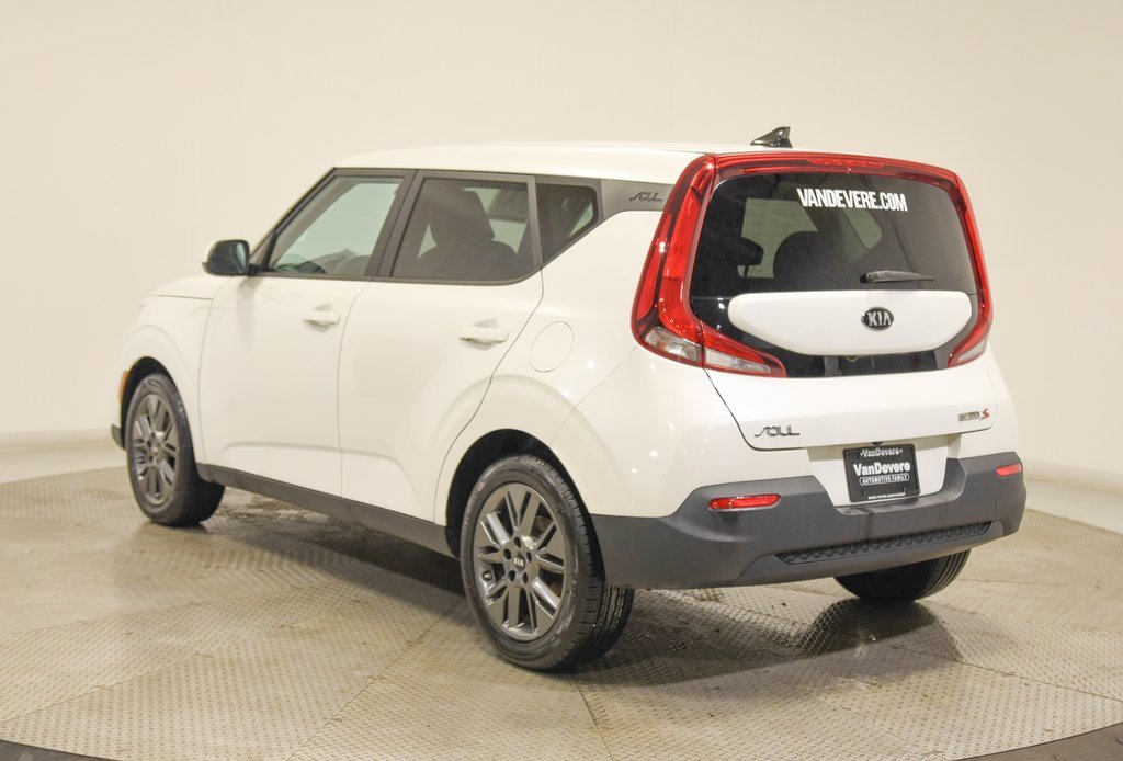Used 2021 Kia Soul S image 9