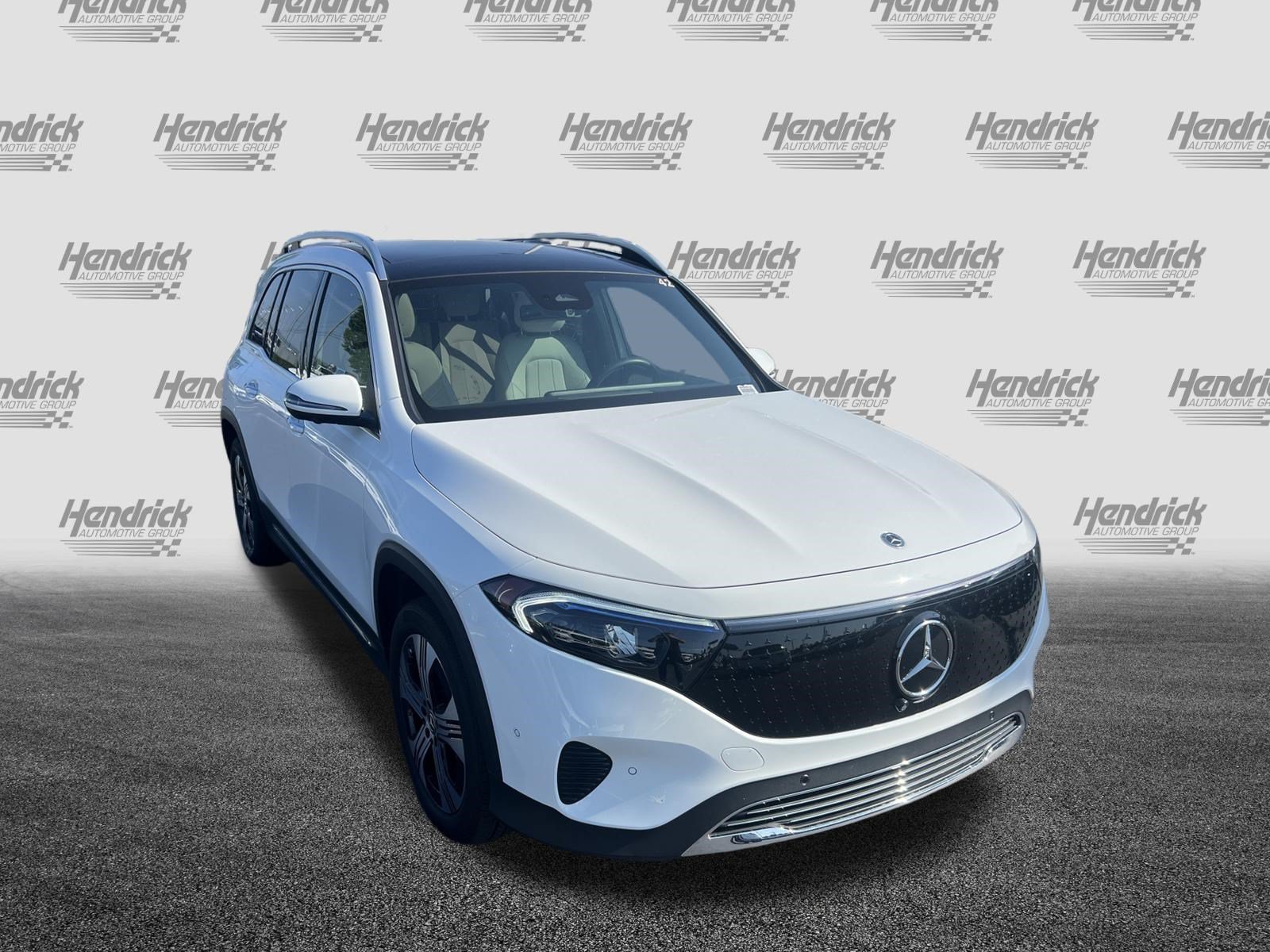 Certified 2025 Mercedes-Benz EQB 300 4MATIC image 2