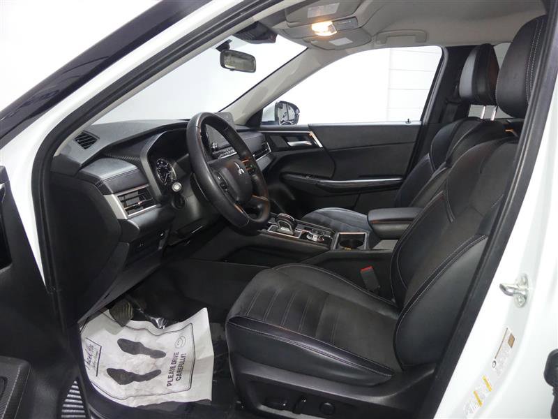 Used 2024 Mitsubishi Outlander SE AWD/4WD image 20