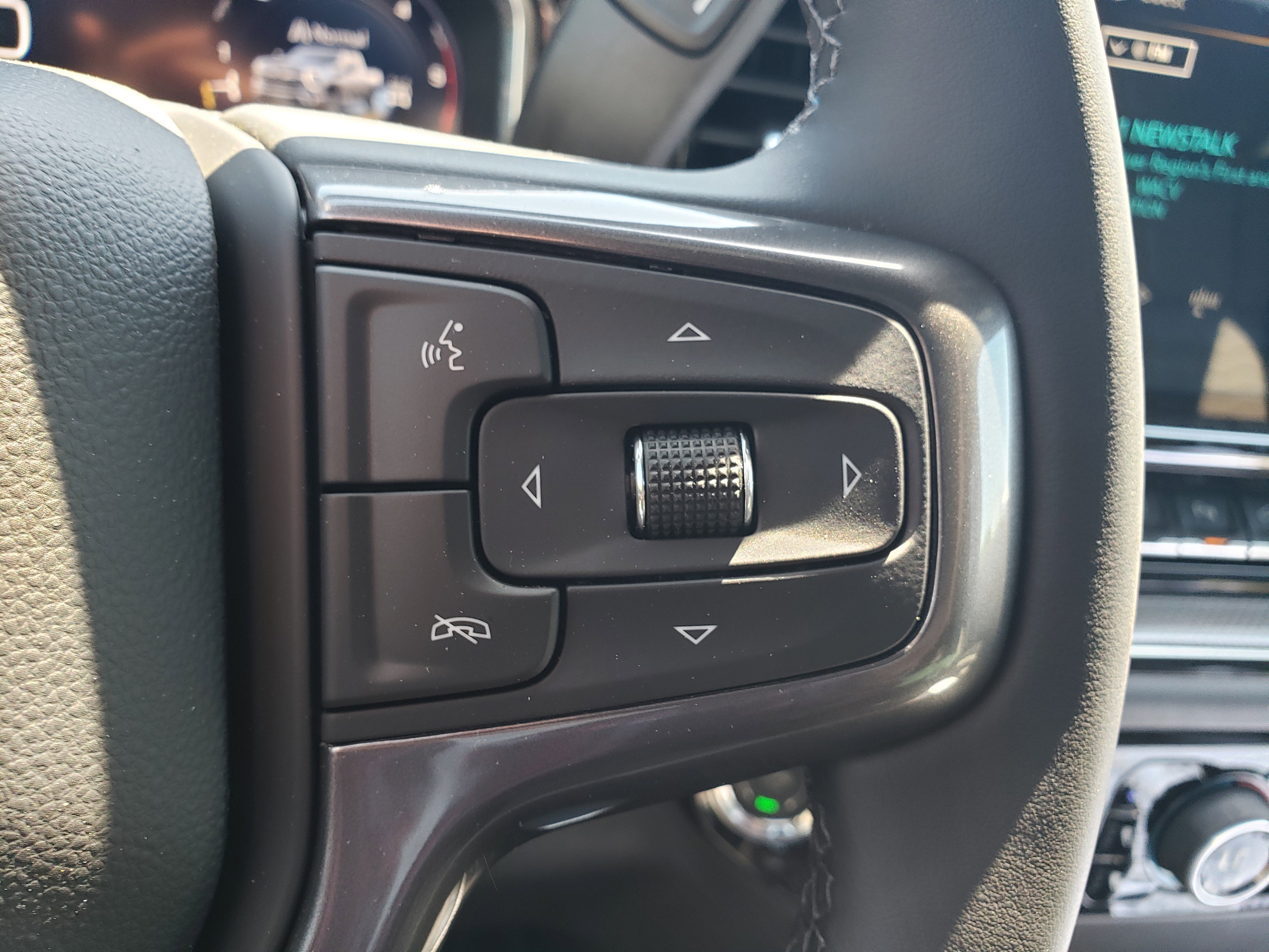 New 2026 Chevrolet Silverado 2500 ZR2 w/ LPO, Dark Essentials Package AWD/4WD image 20