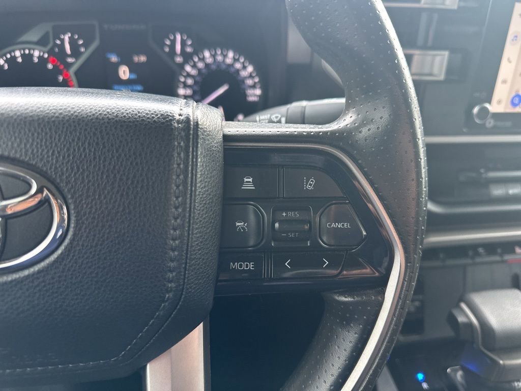 Used 2022 Toyota Tundra SR5 w/ SR5 Convenience Package image 12