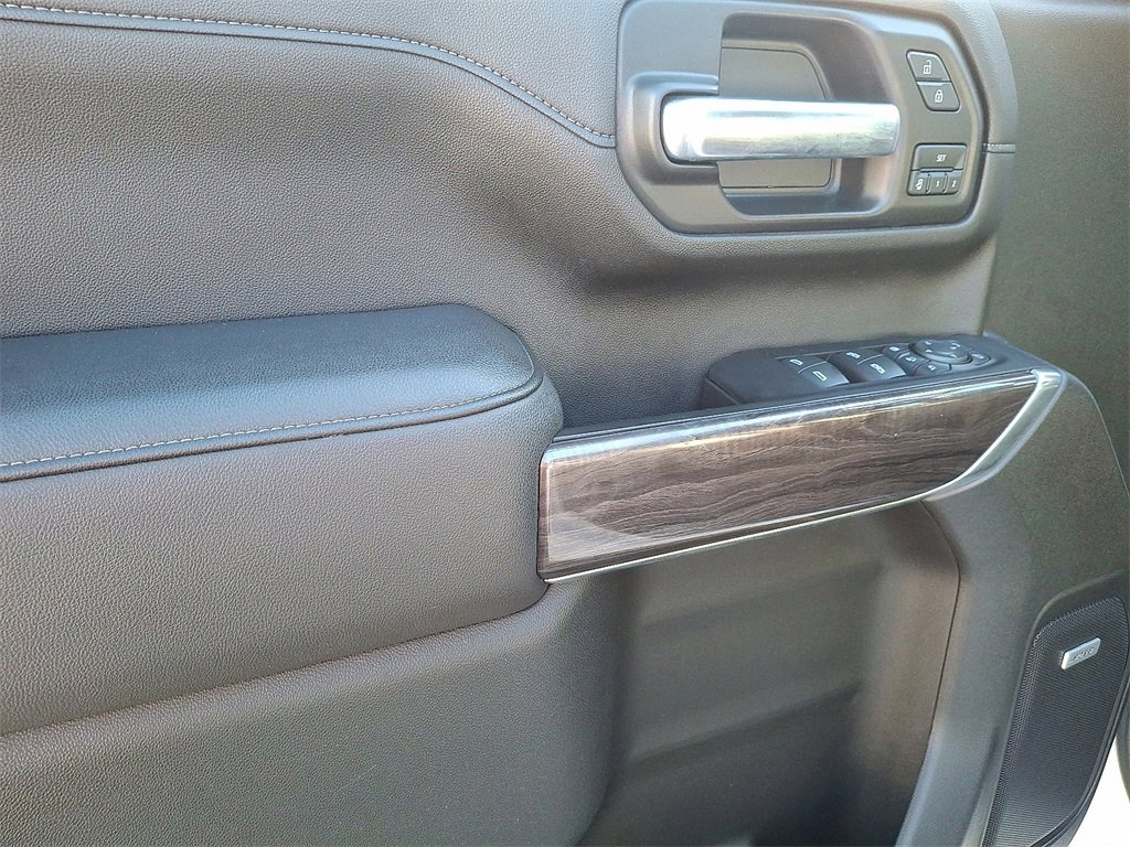 Used 2020 Chevrolet Silverado 2500 LTZ w/ Technology Package image 15